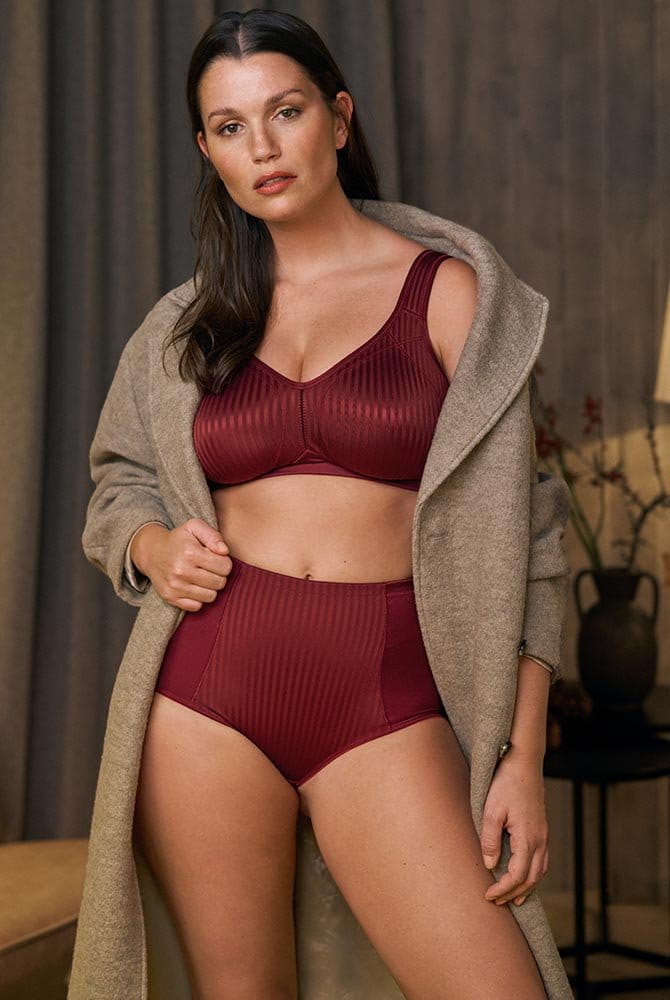 SUSA Miederhose Cremona 5233 dark red mit BH