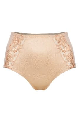 Miederslip Ella 3610 in der Farbe biskuit in der Vorderansicht Modellansicht