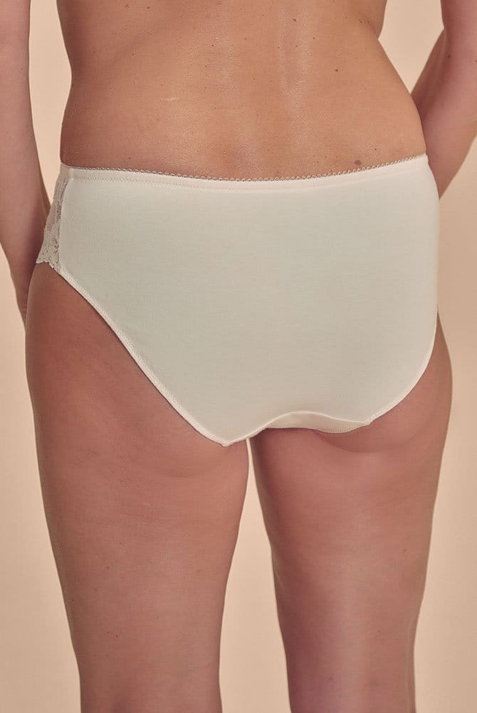 Amoena Slip Floria 45124 wollweiß - Rückansicht