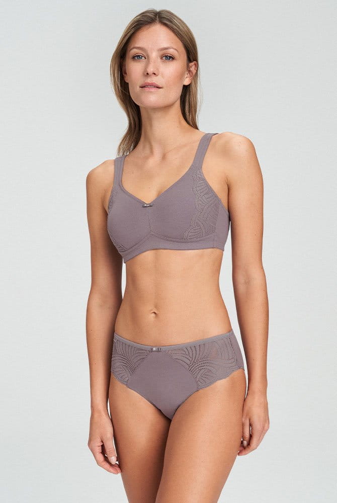 Susa Slip Nizza 680 frosty lavender mit BH Nizza (separat erhältlich)