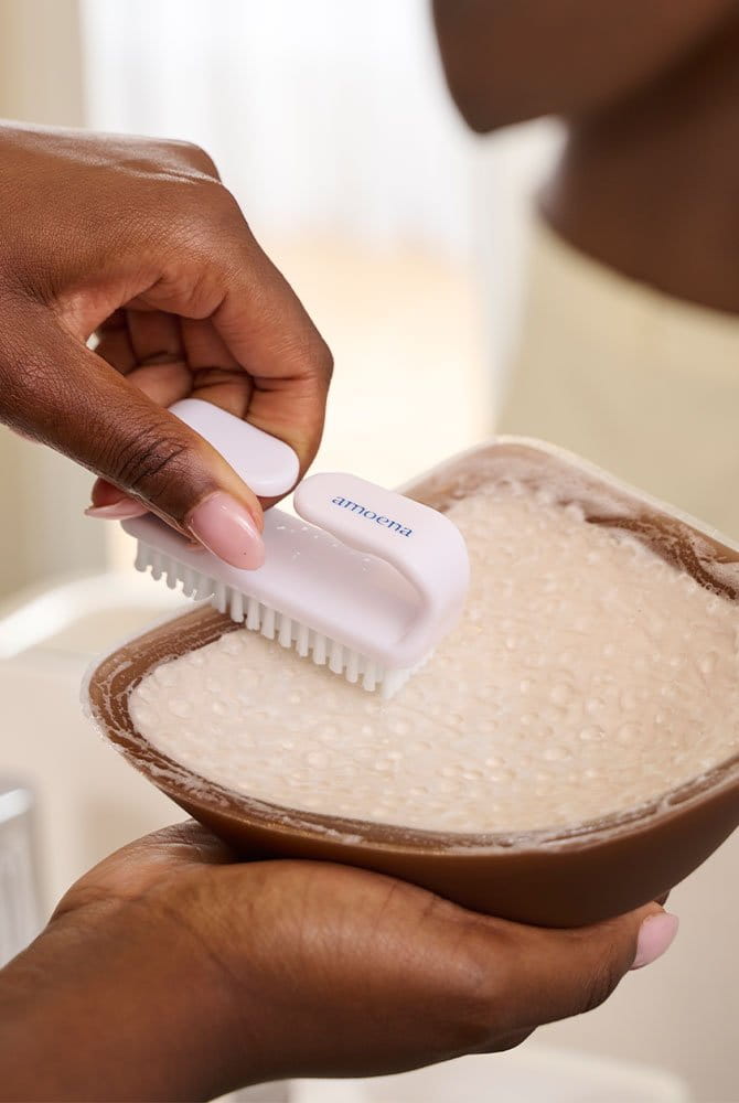 Amoena Spezialbürste zur Brustprothesen-Reinigung 089 mit Contact Haftprothese (separat erhältlich)